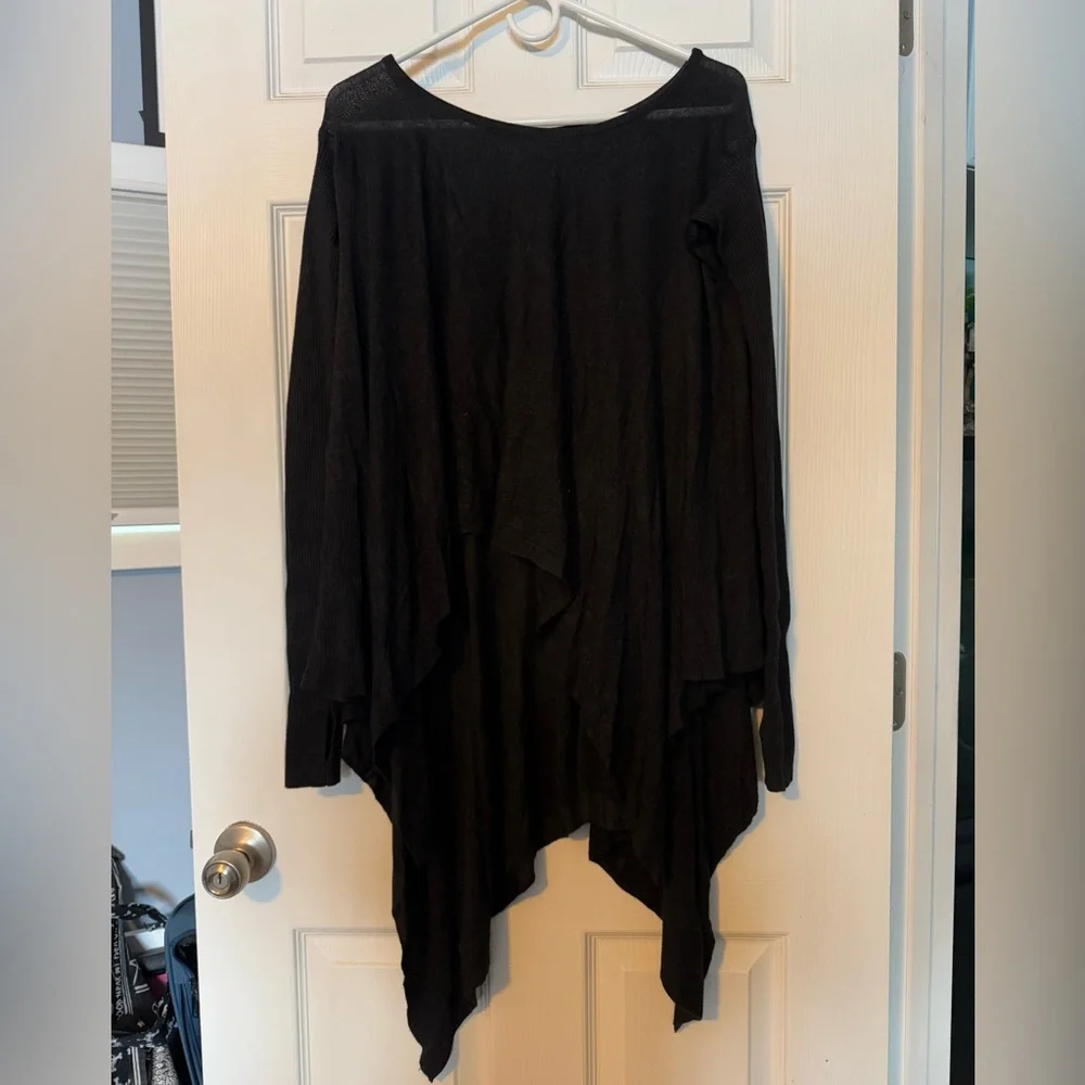 Lululemon flowy asymmetrical sweater - Picture 2 of 3